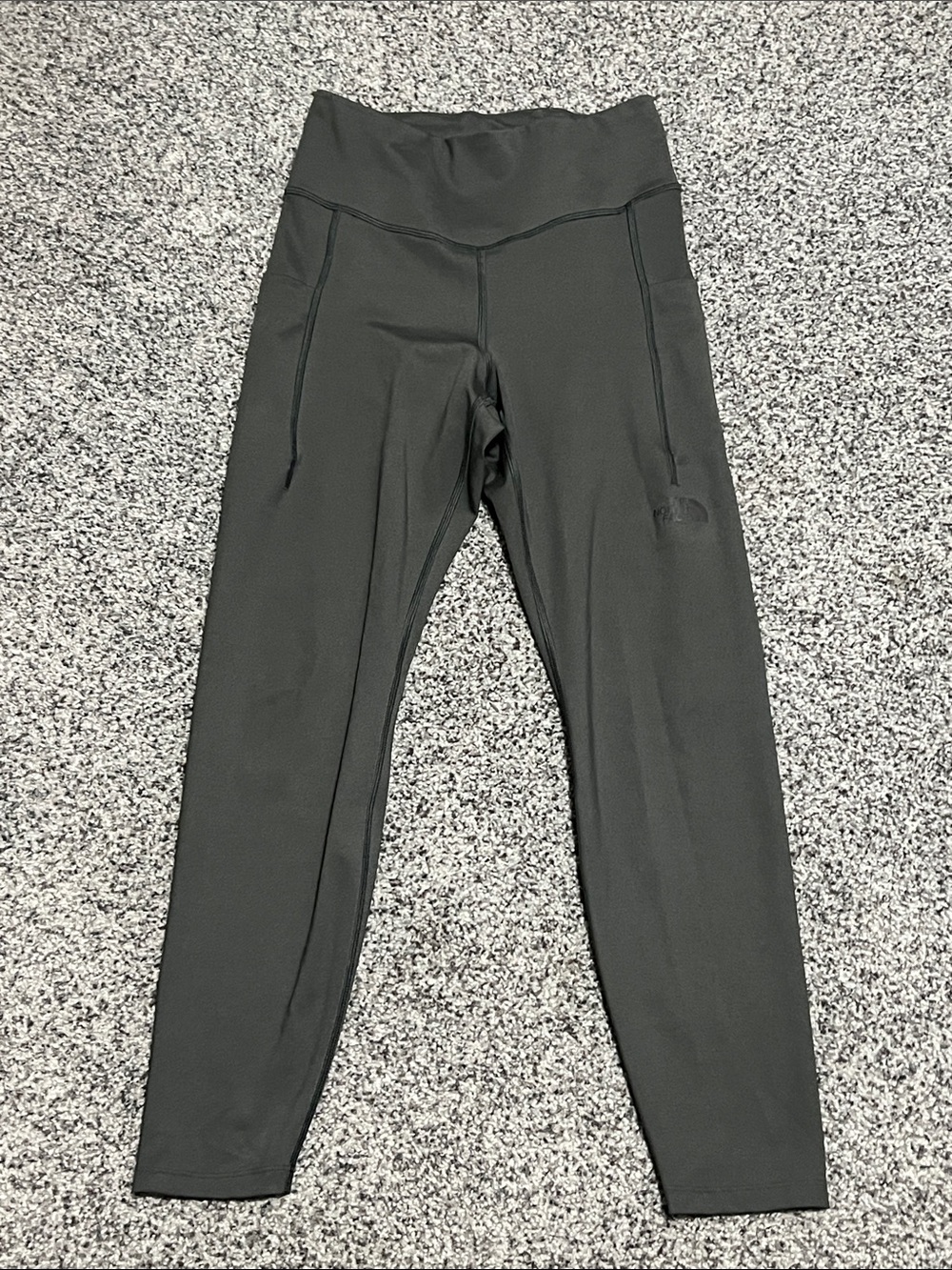 North Face Women's Gray 7/8 Leggings Size Medium EUC